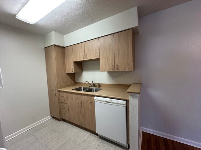 Building Photo - 2350 Bering Dr