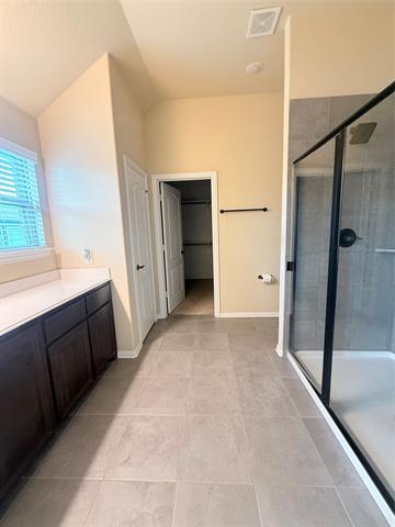 Building Photo - 10000 White Pine Dr