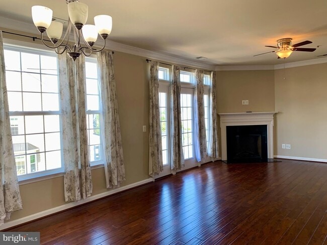 Building Photo - 42602 Hardage Terrace