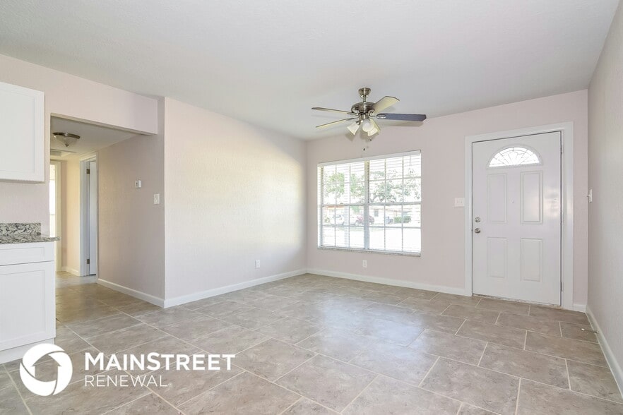 Building Photo - 3610 W Leila Ave