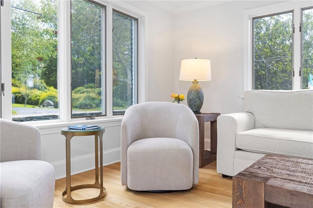 Building Photo - 331 3rd Beach Rd