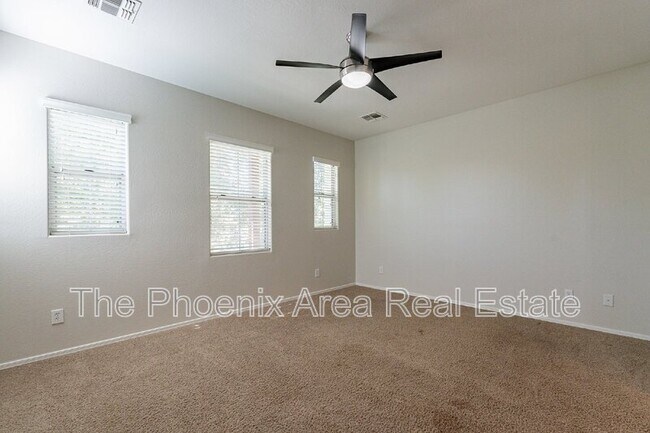 Building Photo - 2189 S Sanders Dr