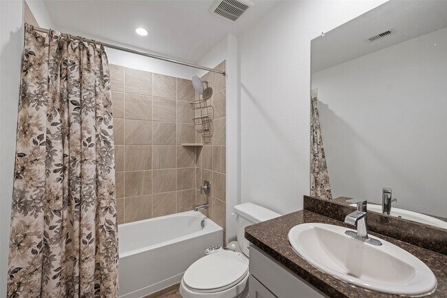 Building Photo - 5223 Mossdale Blf Ln