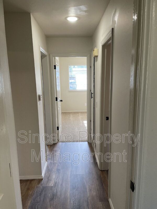 Building Photo - 2013 N College Ave