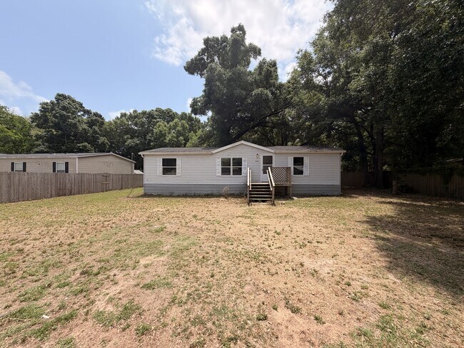 Building Photo - 6525 Burdick St