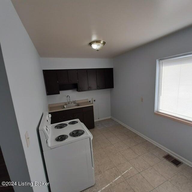 Building Photo - 400 N Clark Blvd