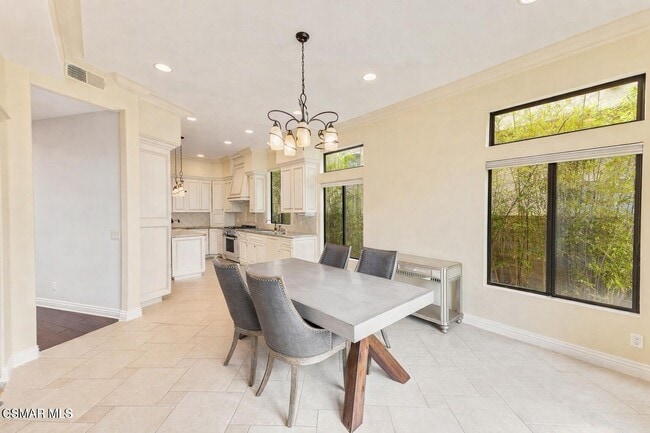 Building Photo - 22521 Blueridge Ct