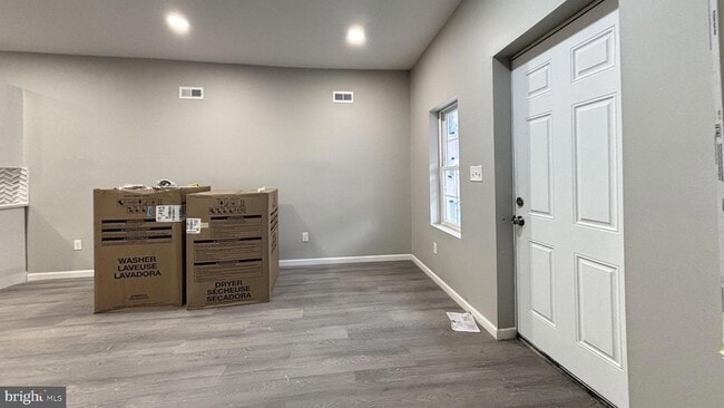 Building Photo - 1536 S Napa St