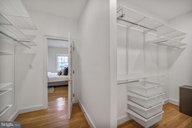 Building Photo - 2053 Mayfair McLean Ct