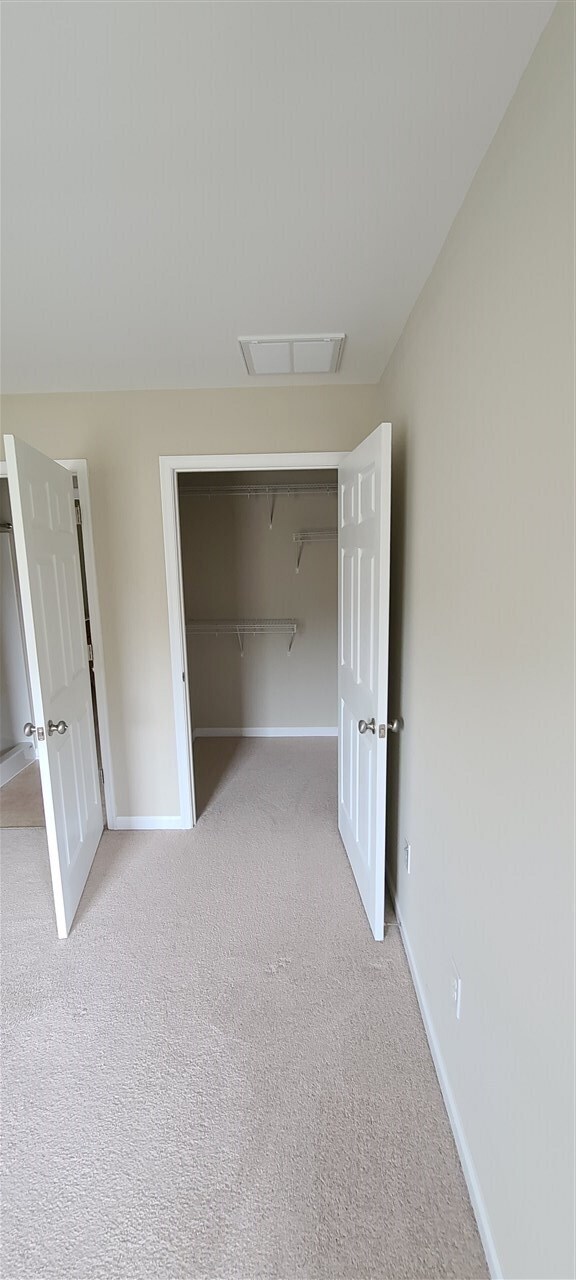 Building Photo - 18 Paige Dr