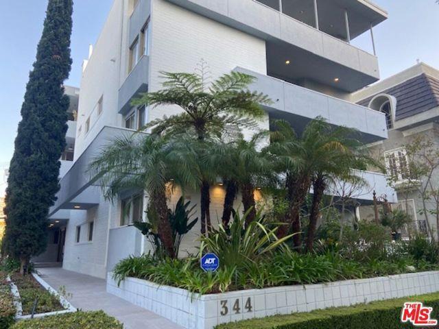 Building Photo - 344 N Palm Dr