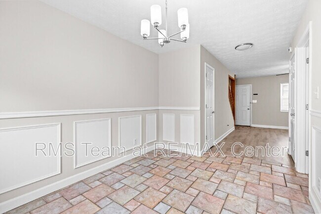 Building Photo - 416 Northdale Ct