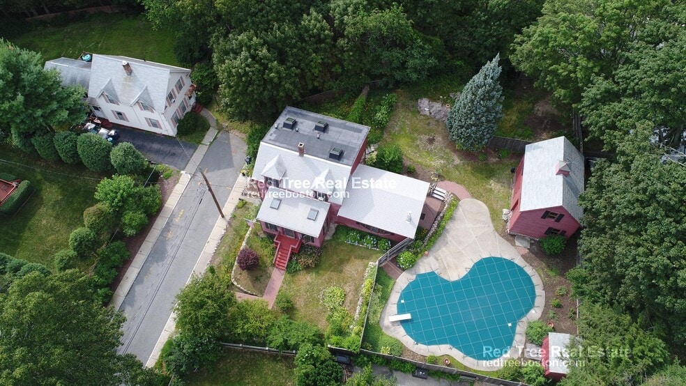 Building Photo - 63 Johnson St