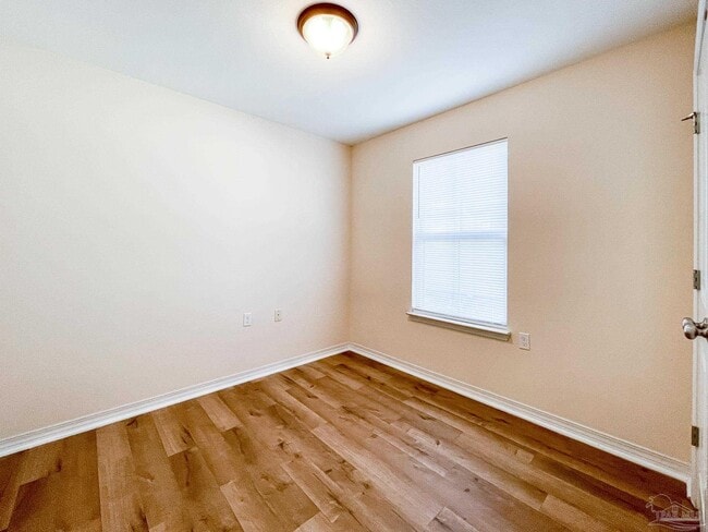 Building Photo - 5853 Bilek Dr