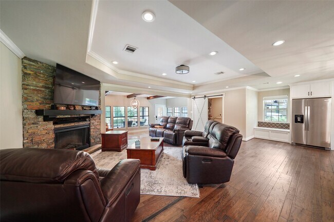 Building Photo - 143 Linnwood Dr