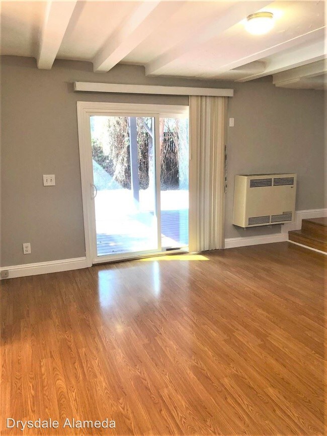 Building Photo - 2 br, 2 bath House - 1083 Park Ave