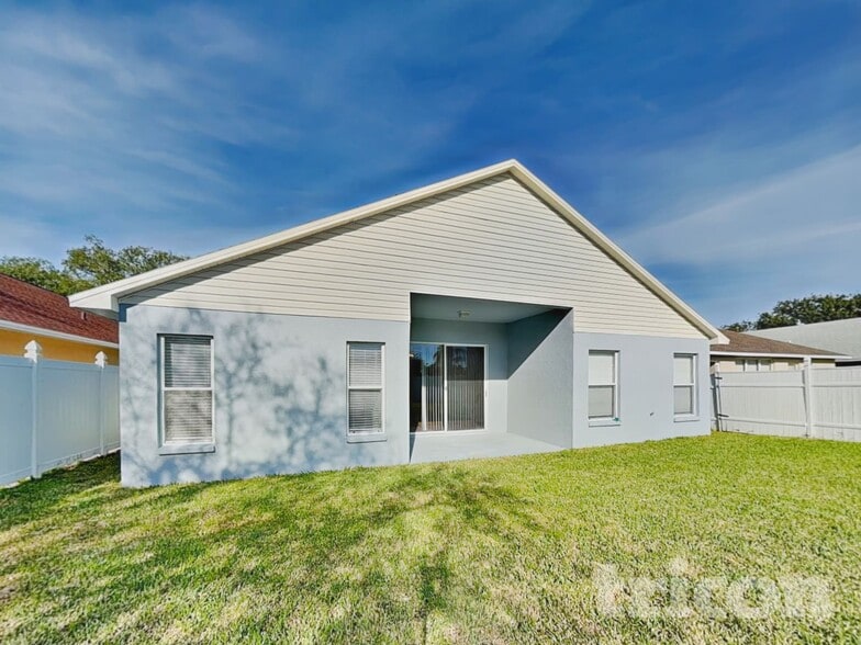 Building Photo - 1926 Sean Wood Cir