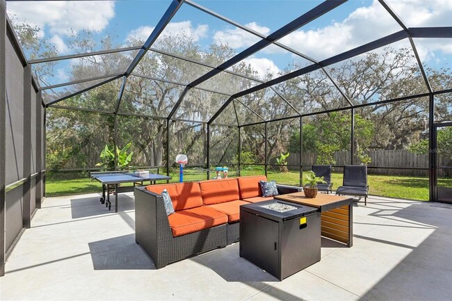 Building Photo - 7308 Carrington Oaks Ln