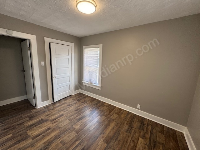 Building Photo - 1233 W Wildwood Ave