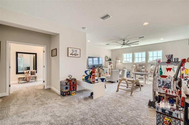 Building Photo - 10905 Rustic Timber Lp