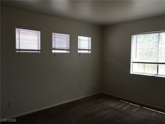 Building Photo - 3123 Inlet Bay Ave