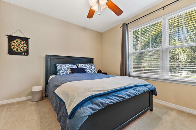 Building Photo - Corner Lot- Close to Disney- Four Bedroom Home for Rent