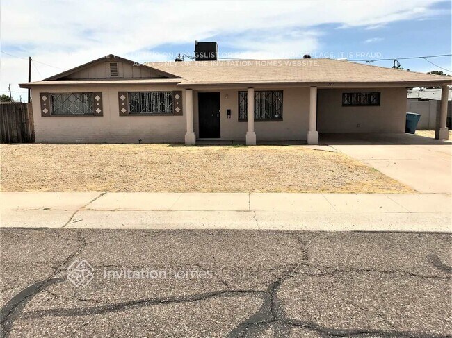 Building Photo - 3409 W Poinsettia Dr