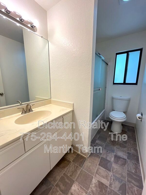 Building Photo - 5311 Coit Dr