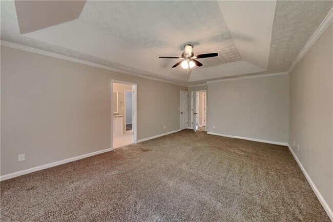 Building Photo - 399 Charesa Ln