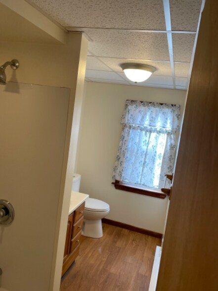 Building Photo - 513 Homestead Ave