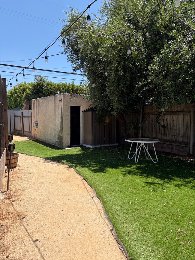 Building Photo - 3506 Falcon Ave