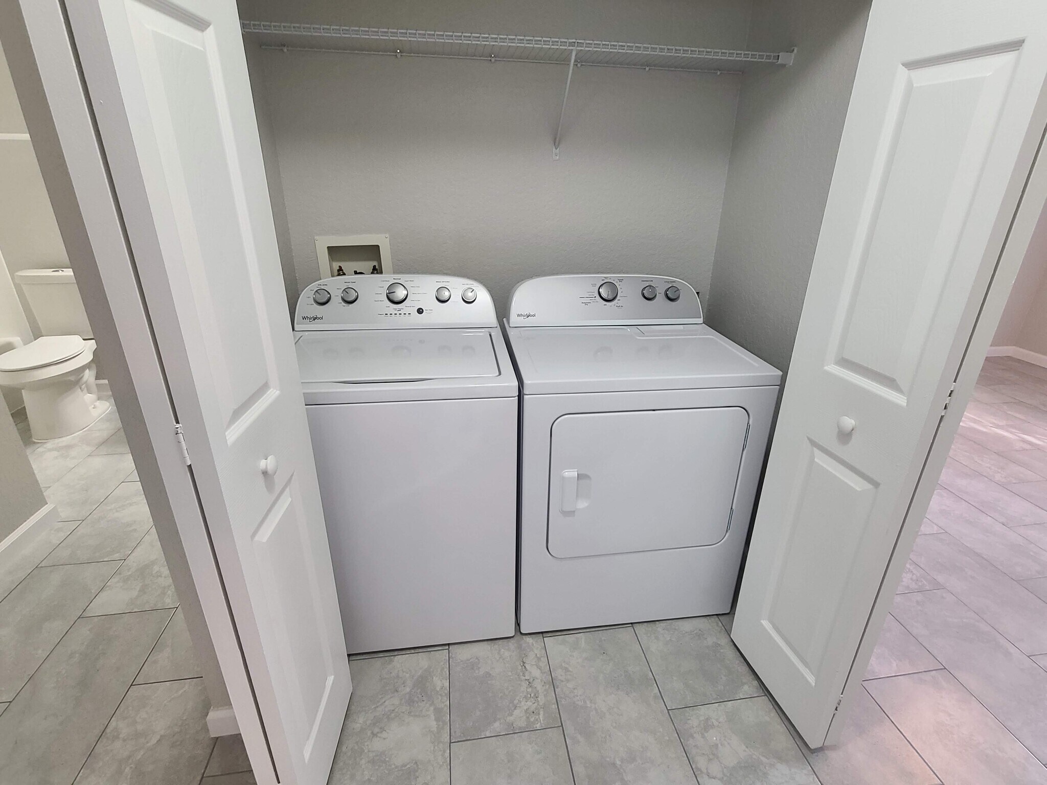 Appliances - 4220 Summer Landing Dr