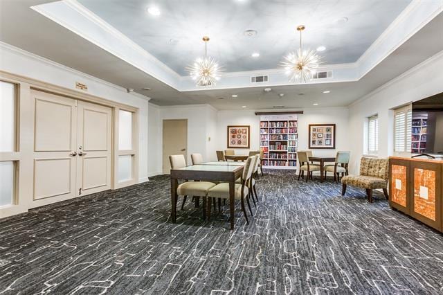 Building Photo - 6211 W Northwest Hwy