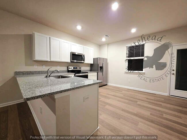 Building Photo - 822 Mersey Ln