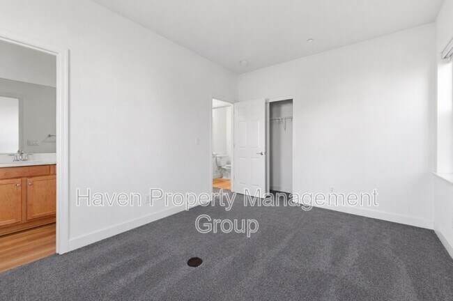 Building Photo - 3003 Neil Jerome Dr