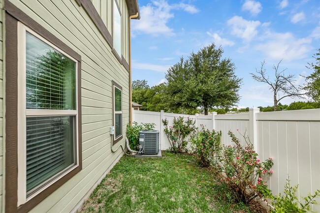 Building Photo - 1900 Little Elm Trail