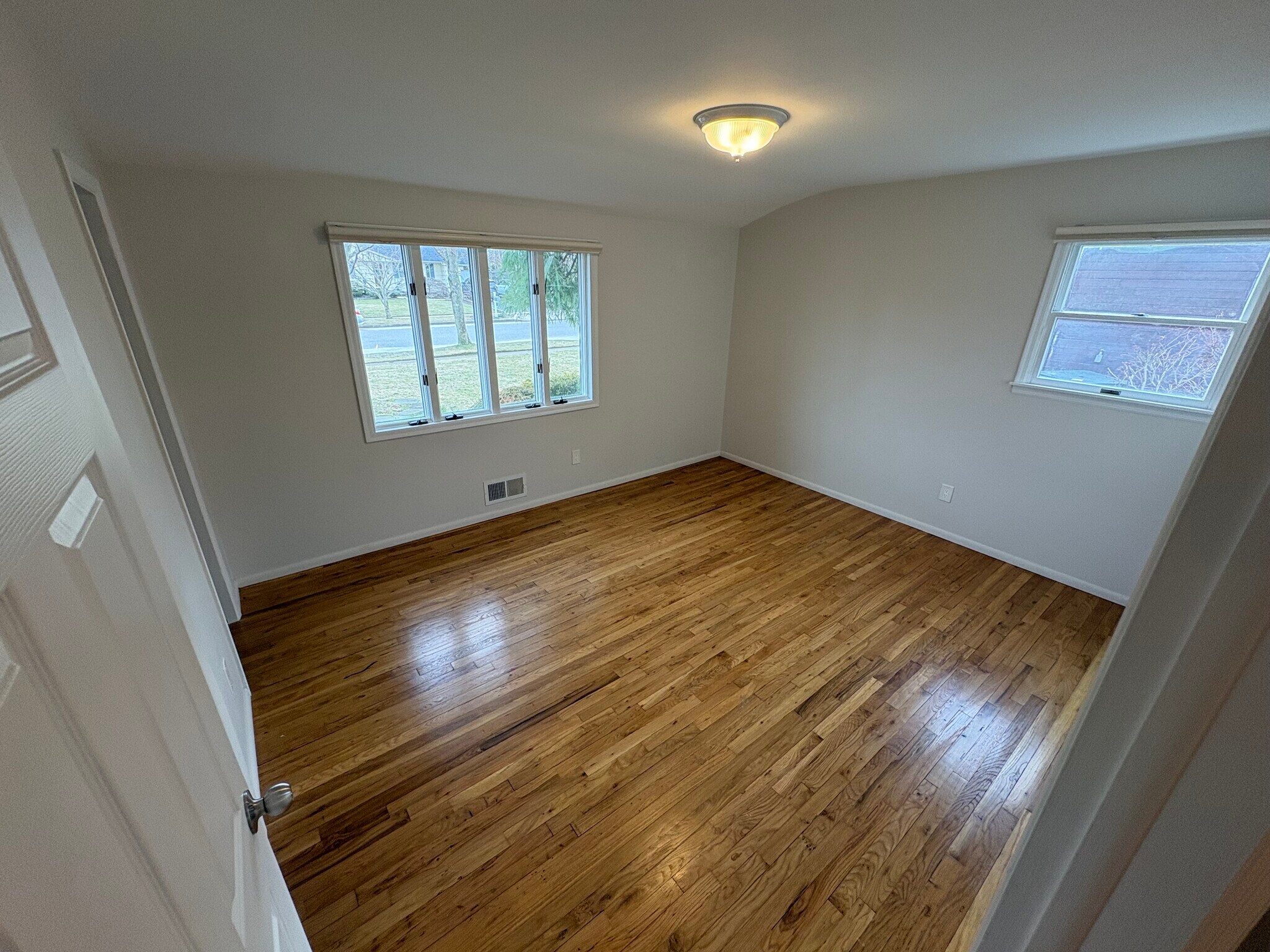 Building Photo - 169 S Plaisted Ave