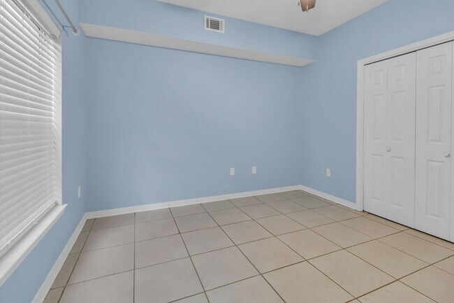 Building Photo - 1501 Partin Dr N