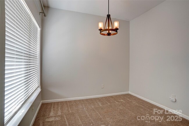 Building Photo - 12411 Stratfield Pl Cir