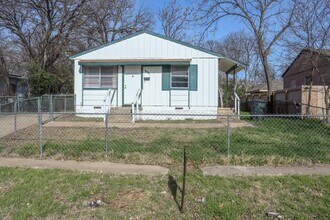 Building Photo - 1309 Greenwood Ave