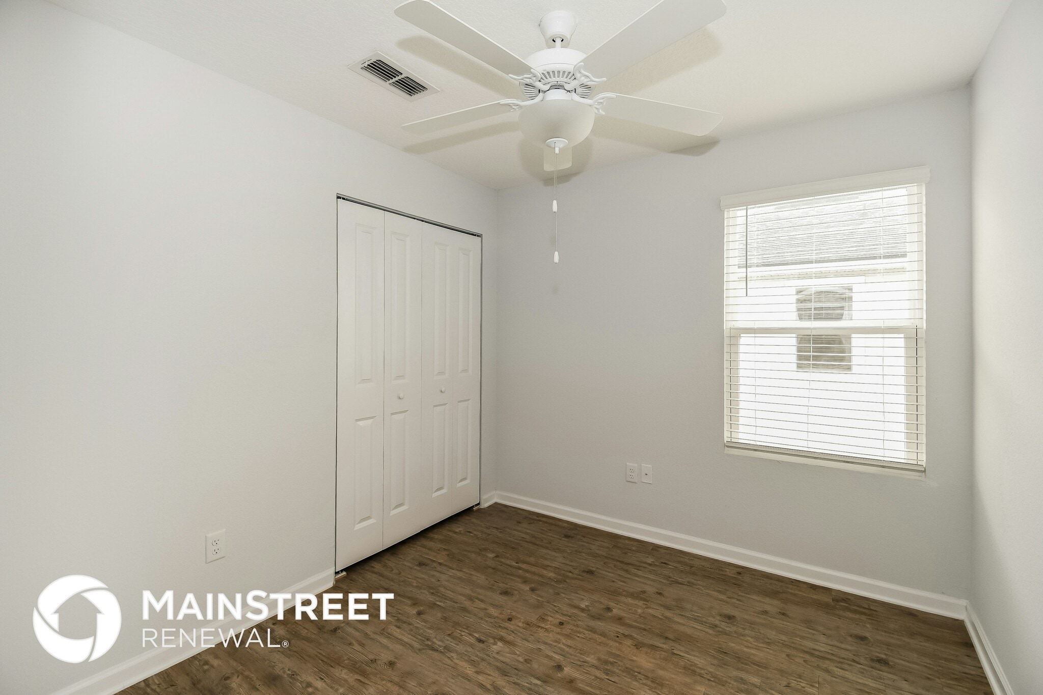 Building Photo - 570 Eiseman Wy