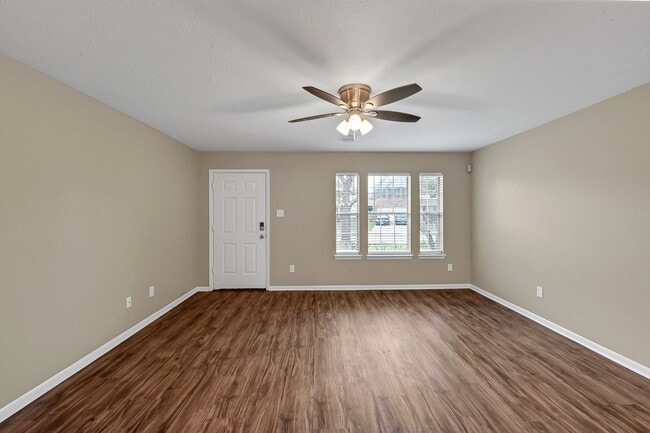 Building Photo - 6315 Hayman Dr