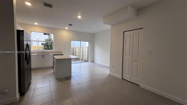 Building Photo - 15583 SW 277th St