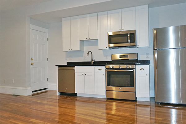 Primary Photo - 369 Prospect St