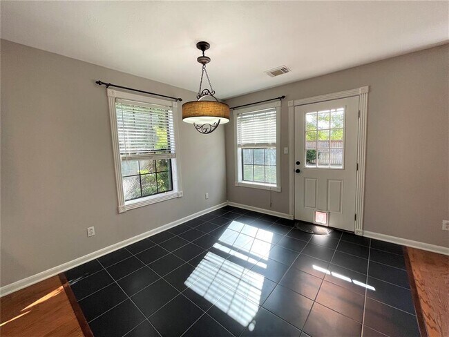 Building Photo - 16002 Speyburn Ct
