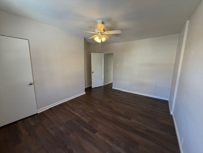 Building Photo - Beautiful Home for Rent With Some Utilities Included