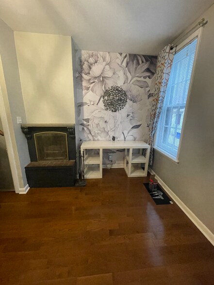 Building Photo - 1736 Rodman St