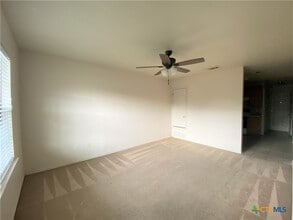 Building Photo - 1610 Aztec Trce