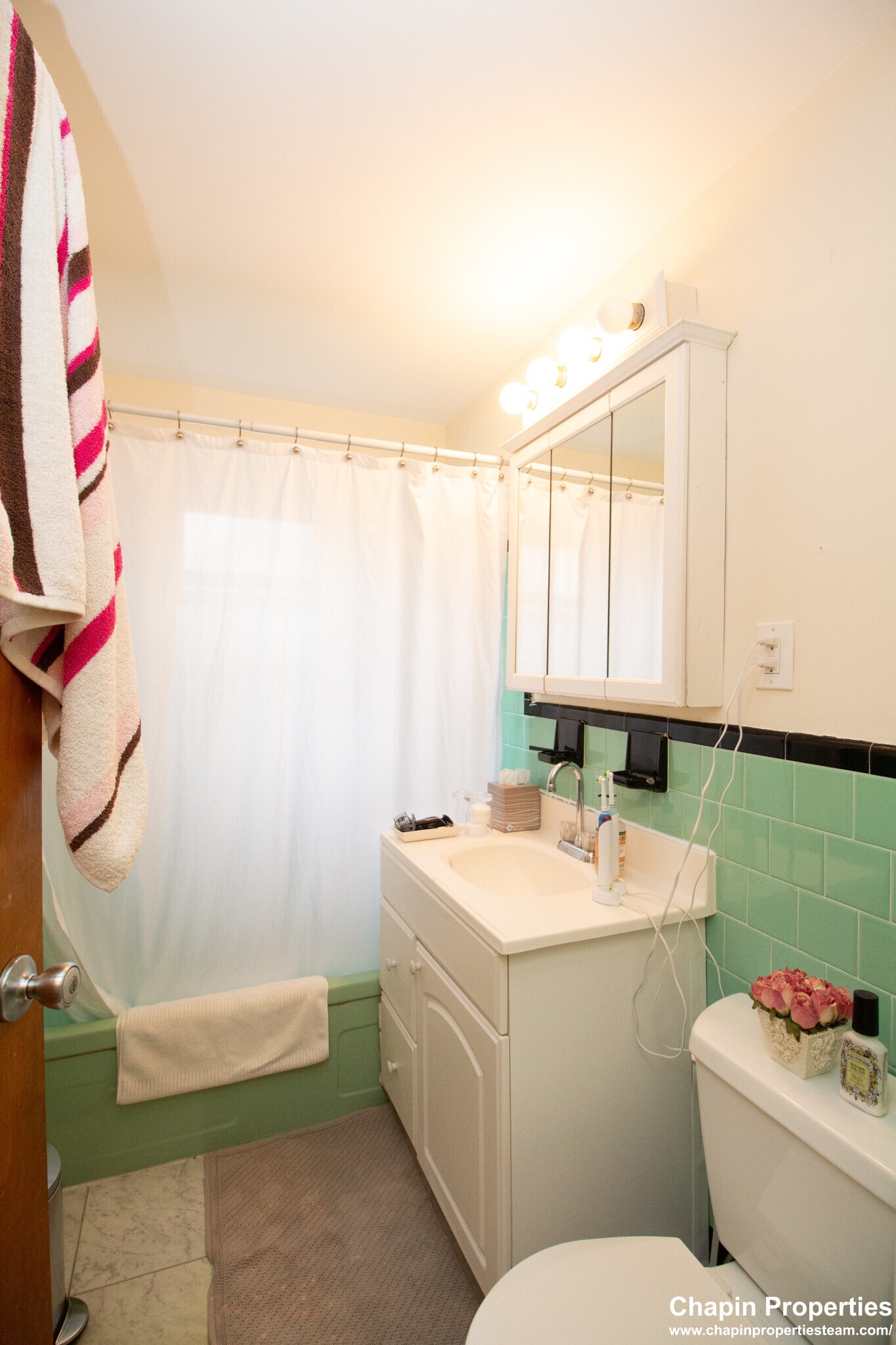 Building Photo - 79 Chestnut St