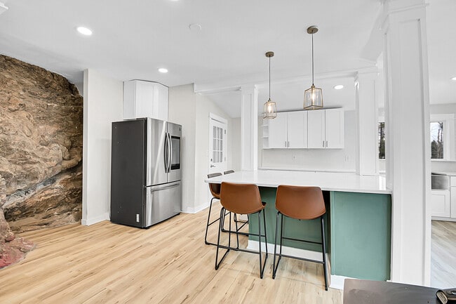 Building Photo - 45 Lodgepole Dr